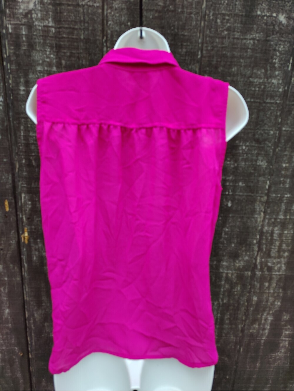 Express Tank Top - Picture 3 of 10